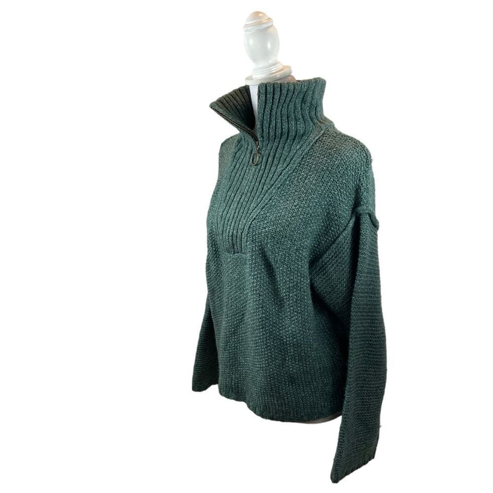 Ladies Universal Thread Green Half Zip Sweater Size Small‎